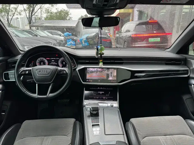 Audi A6L — Фото автомобиля 5