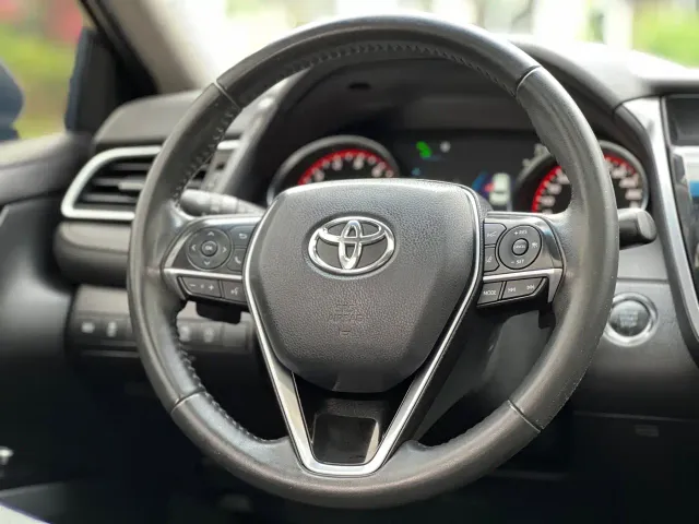 Toyota Camry — Фото автомобиля 15