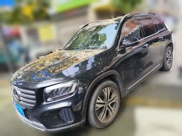 Фотография автомобиля — Mercedes-Benz GLB-Class