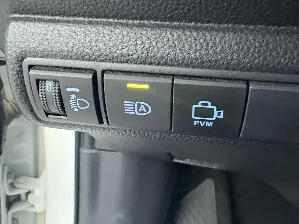 Toyota Levin 2022 185T CVT Luxury Edition — Фото автомобиля 14
