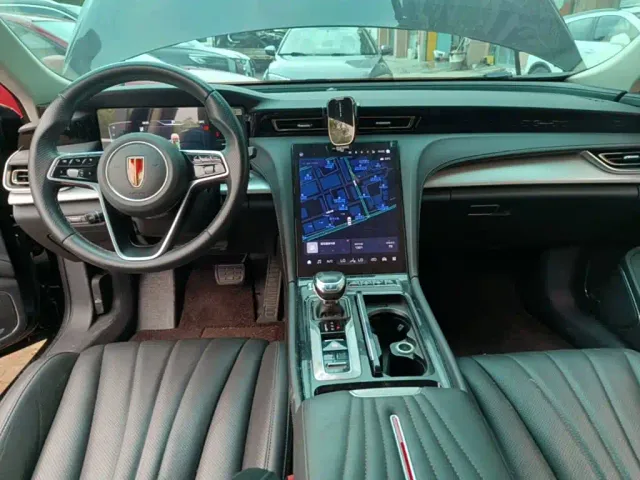 Hongqi H5 — Фото автомобиля 5