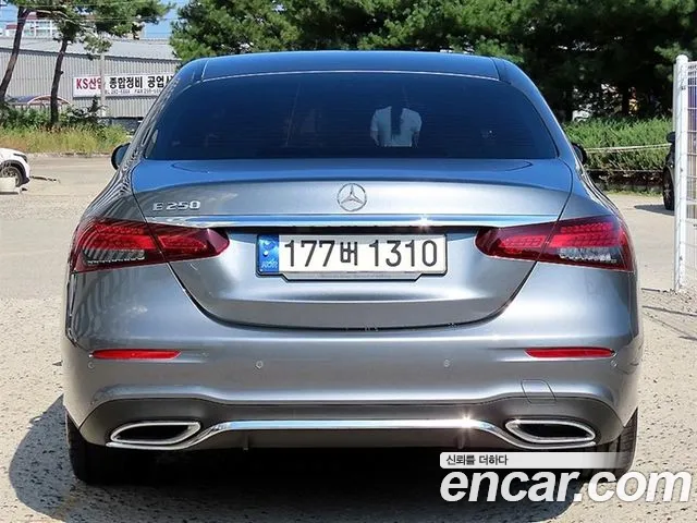 Mercedes-Benz E-Class W213 — Фото автомобиля 4