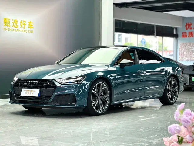 Фотография автомобиля — Audi A7L