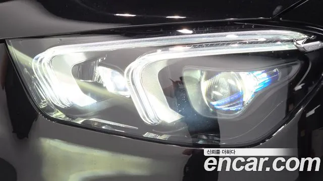 Mercedes-Benz GLE-Class — Фото автомобиля 22