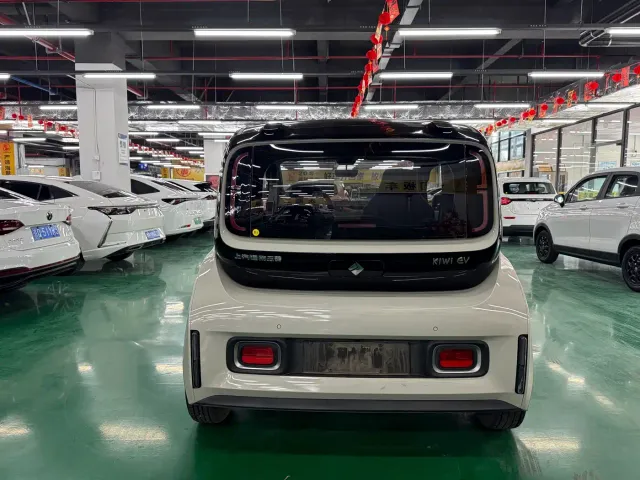 Baojun KiWi EV — Фото автомобиля 8