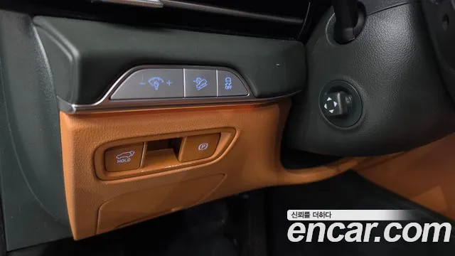 Genesis GV80 — Фото автомобиля 27