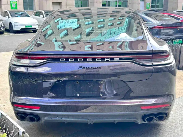 Porsche Panamera 2023 Panamera Executive Long Wheelbase 2.9T — Фото автомобиля 5