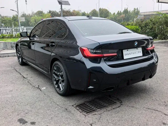 BMW 3 Series — Фото автомобиля 8