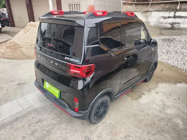Wuling Hongguang Mini EV — Фото автомобиля 6