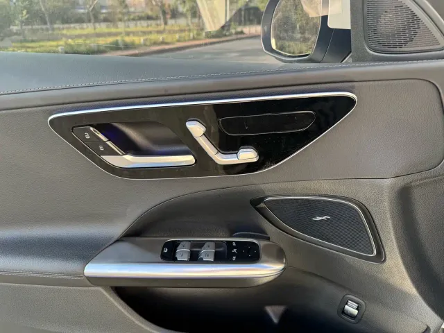 Mercedes-Benz C-Class — Фото автомобиля 11