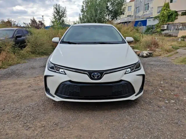 Toyota Corolla — Фото автомобиля 2