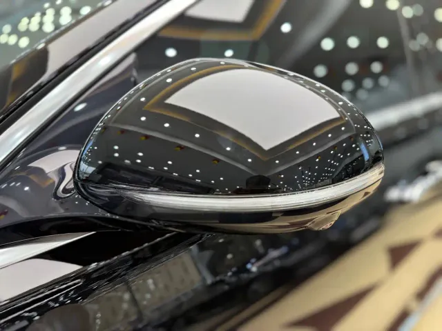 Mercedes-Benz S-Class — Фото автомобиля 24