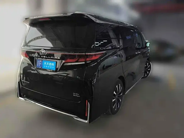 Toyota Vellfire — Фото автомобиля 5
