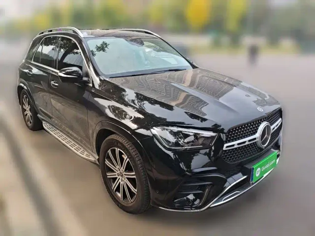 Mercedes-Benz GLE-Class — Фото автомобиля 23