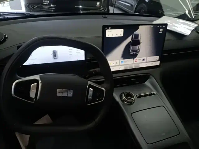 Geely Galaxy E5 — Фото автомобиля 9