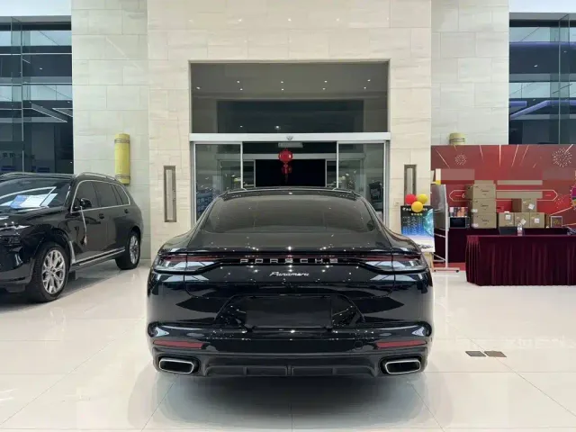 Porsche Panamera — Фото автомобиля 7