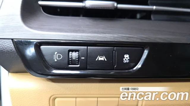 Kia Carnival 4th Gen — Фото автомобиля 27