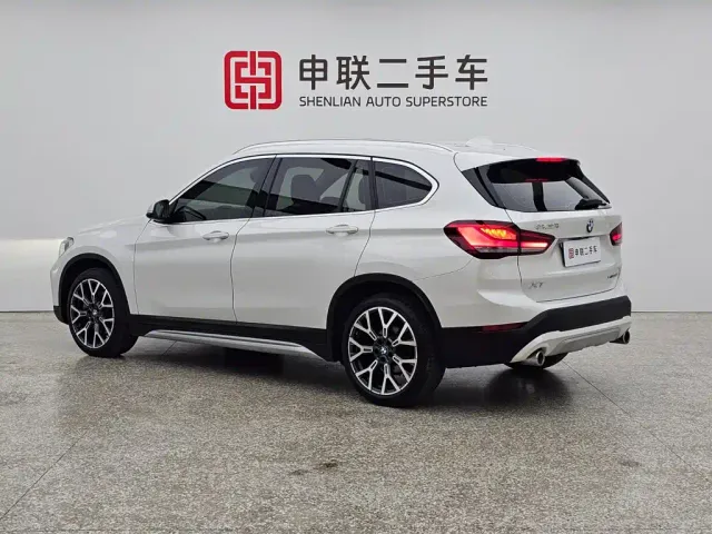 BMW X1 — Фото автомобиля 3