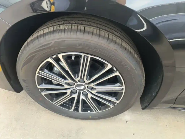 Geely Xingrui — Фото автомобиля 22