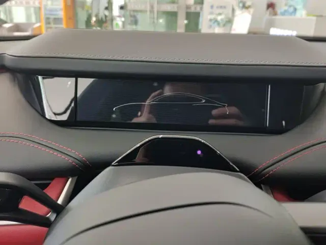 Xiaomi SU7 — Фото автомобиля 14