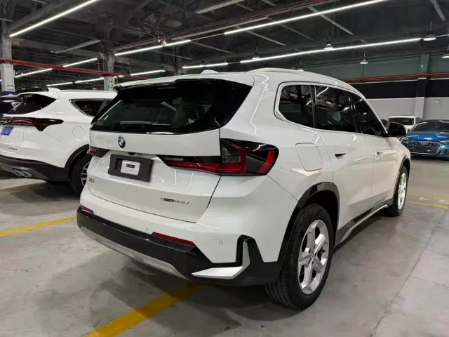 BMW X1 — Фото автомобиля 10