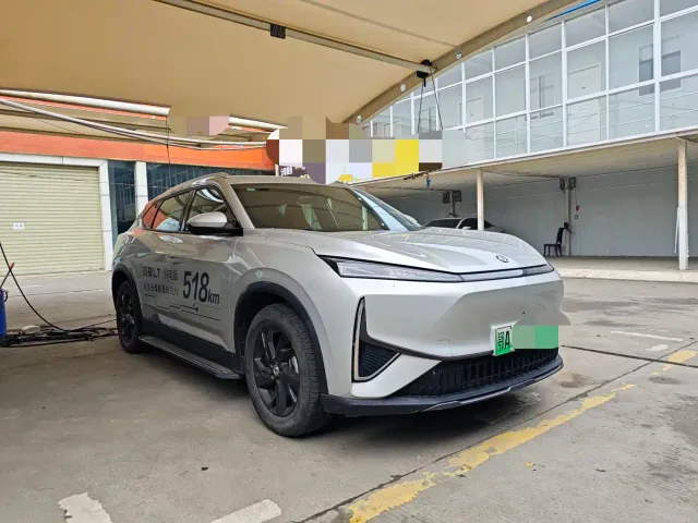 Dongfeng Fengshen L7 — Фото автомобиля 3