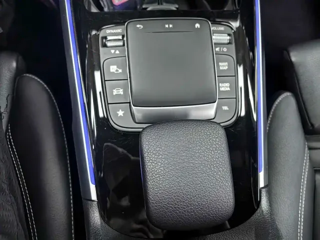 Mercedes-Benz EQB — Фото автомобиля 18