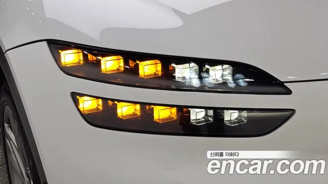 Genesis GV60 — Фото автомобиля 7