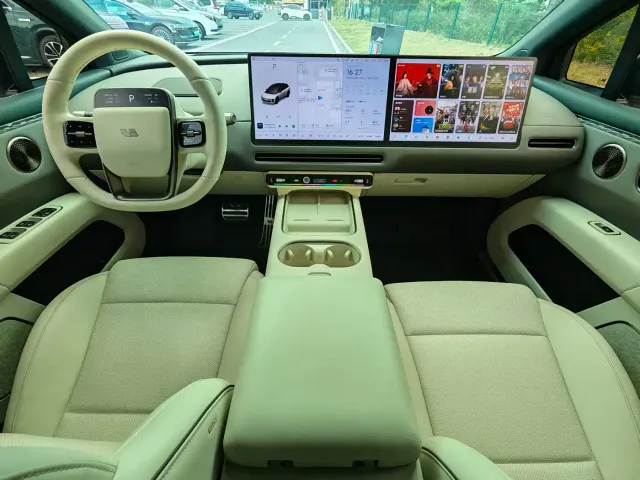 Li Auto i6 — Фото автомобиля 9