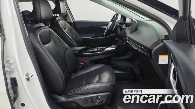 Kia EV6 — Фото автомобиля 12
