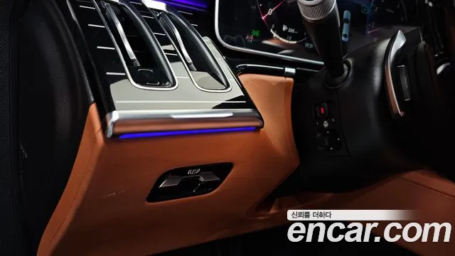Mercedes-Benz S-Class — Фото автомобиля 29