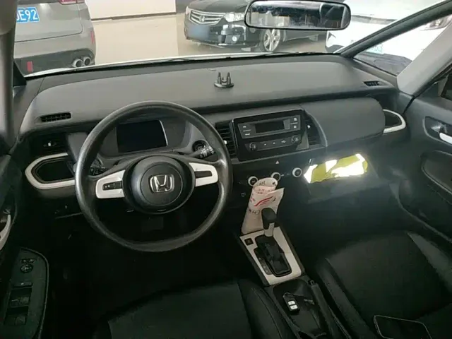 Honda Fit — Фото автомобиля 9