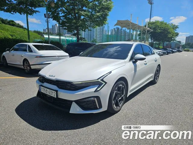 Фотография автомобиля — Kia K5 Generation 3