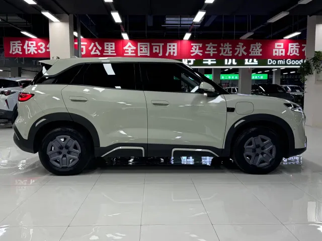 BYD Yuan UP — Фото автомобиля 8