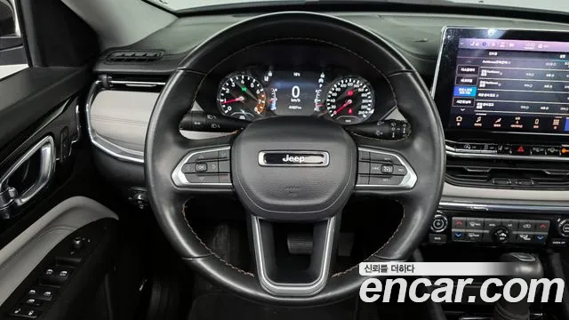 Jeep Compass 2nd Gen — Фото автомобиля 15