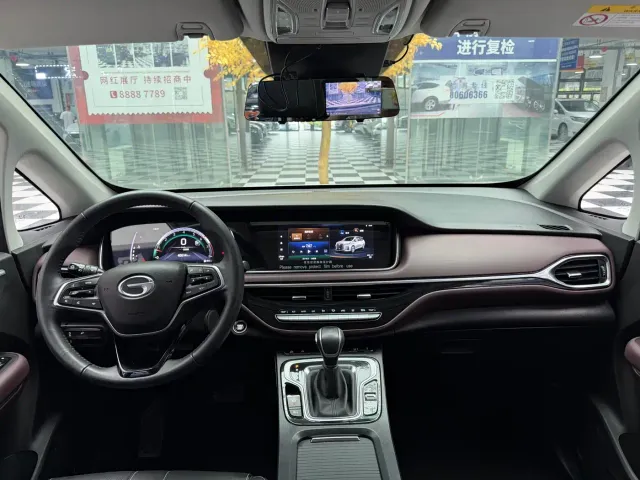 GAC Trumpchi M6 — Фото автомобиля 9