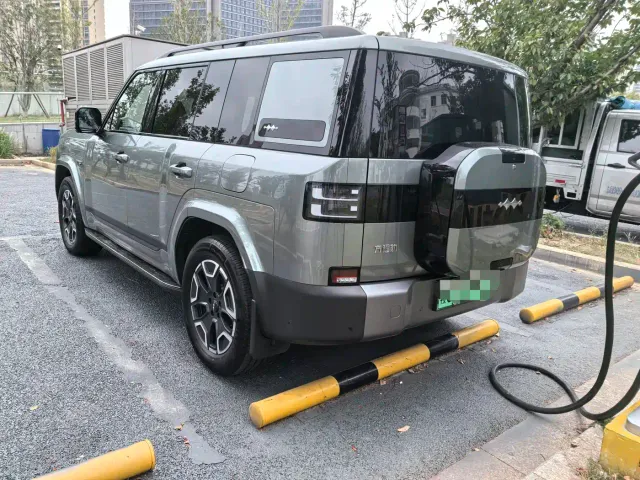 BYD FangChengBao Titanium 7 — Фото автомобиля 9