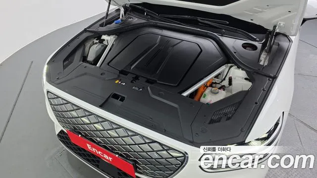 Genesis GV70 Electrified GV70 — Фото автомобиля 4