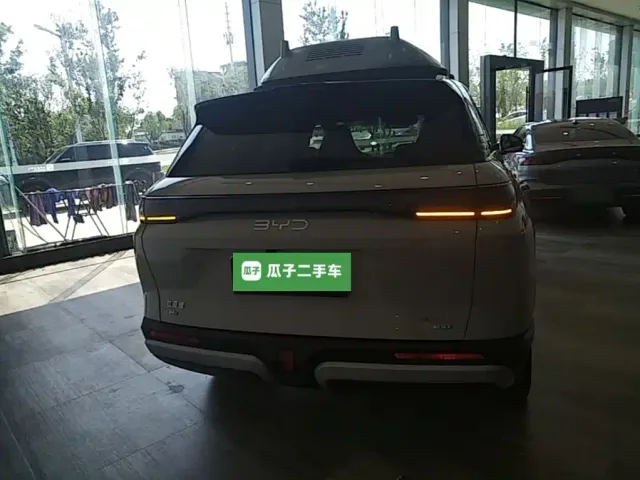BYD Hai Shi 07 DM-i — Фото автомобиля 5