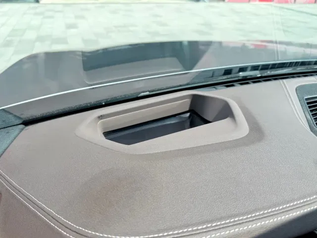 BMW 5 Series — Фото автомобиля 30