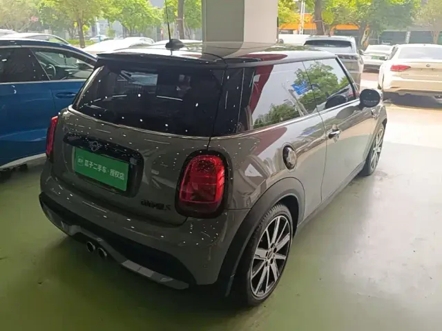 MINI Hatch — Фото автомобиля 6