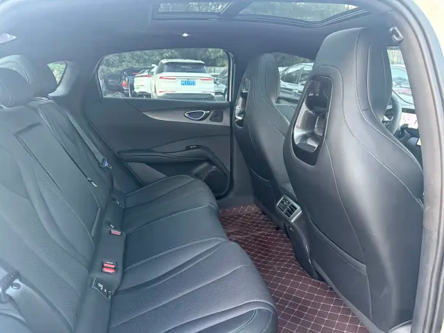 BYD Seal 06 — Фото автомобиля 9