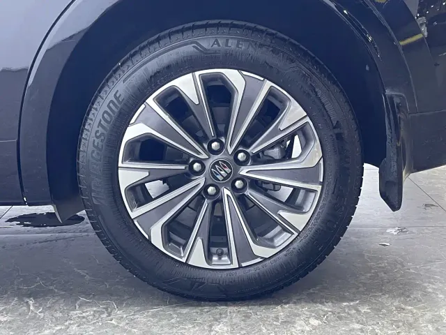 Buick Envision S — Фото автомобиля 8