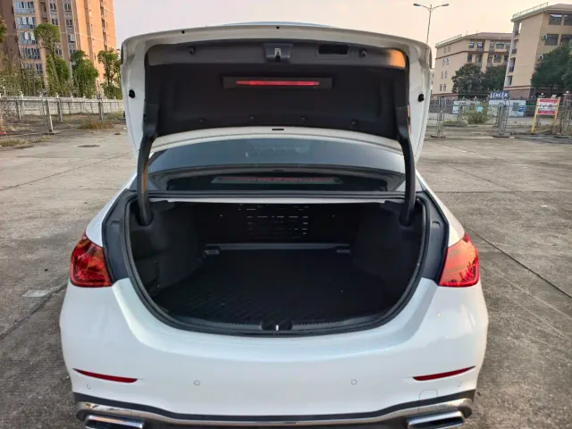Mercedes-Benz C-Class — Фото автомобиля 17