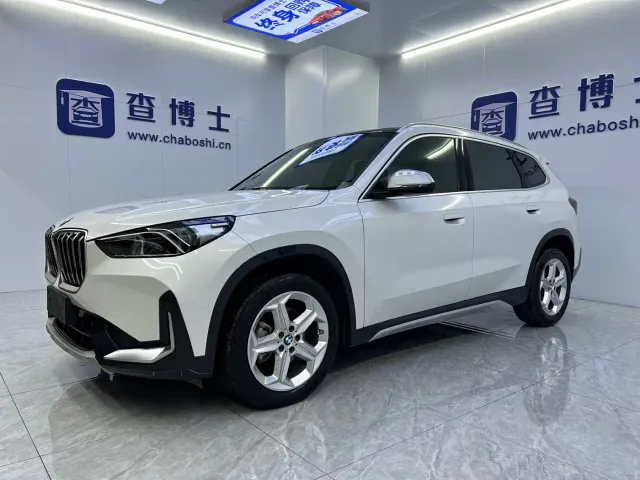 Фотография автомобиля — BMW X1