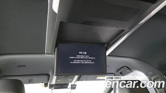 Toyota Alphard — Фото автомобиля 23