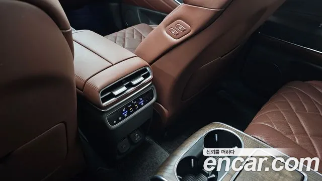 Genesis GV80 2.5T Бензин AWD — Фото автомобиля 18