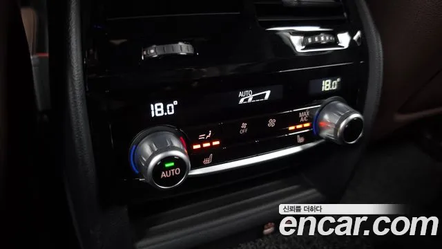 BMW 5 Series G30 — Фото автомобиля 19