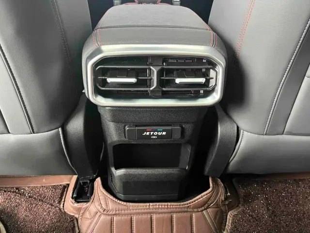Jetour T2 — Фото автомобиля 23