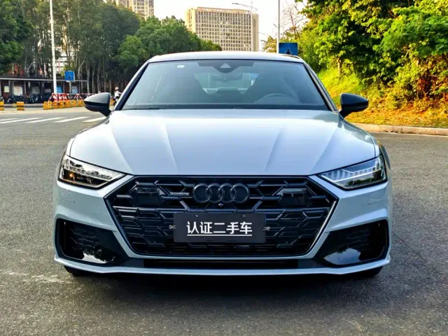 Audi A7L — Фото автомобиля 2